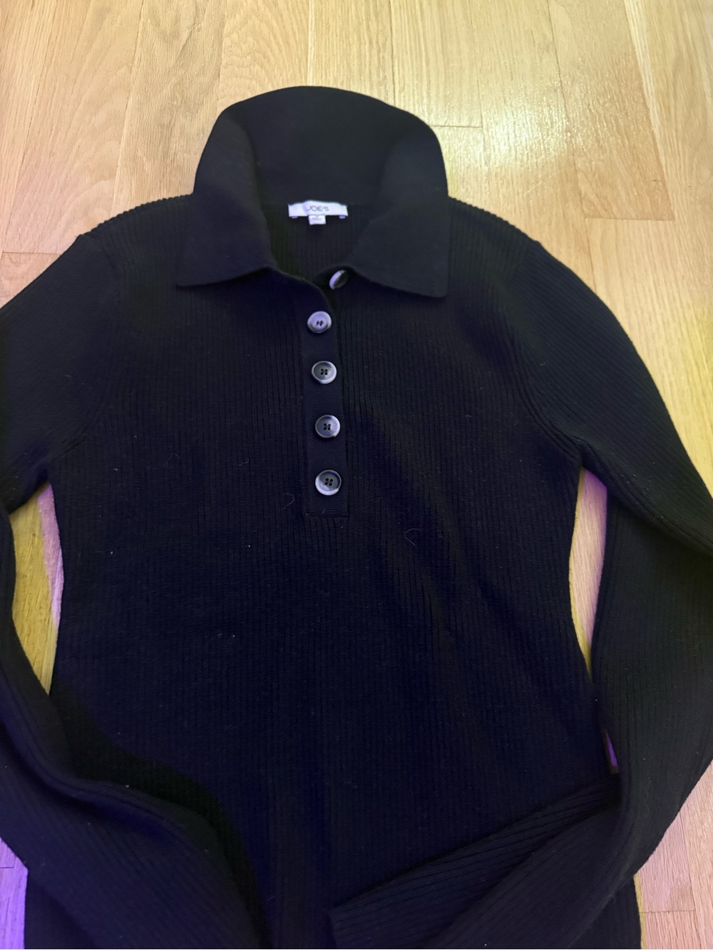 Black Button-Front Ribbed Polo Sweater - - Picture 4 of 4